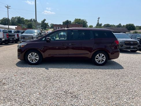Used 2015 Kia Sedona LX w/ LX Convenience Package FWD image 5