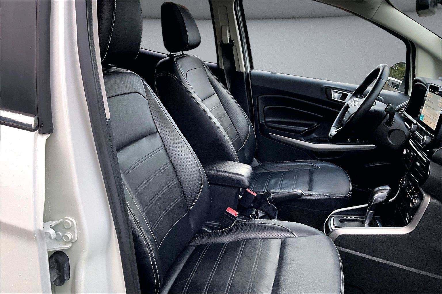 Used 2019 Ford EcoSport Titanium FWD image 29