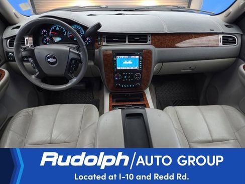 Used 2008 Chevrolet Suburban LTZ w/ LTZ Preferred Equipment Group AWD/4WD image 17