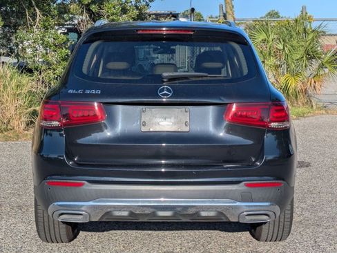 Certified 2021 Mercedes-Benz GLC 300 image 4