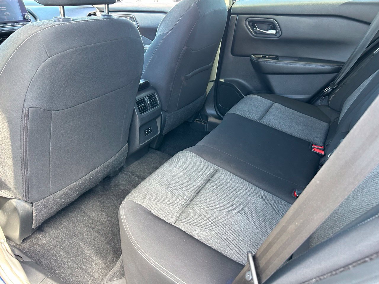 Certified 2024 Nissan Rogue SV AWD/4WD image 22