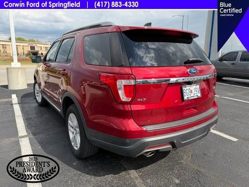 Used 2018 Ford Explorer XLT image 6