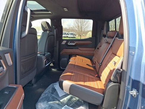 New 2026 GMC Sierra 1500 Denali Ultimate AWD/4WD image 8
