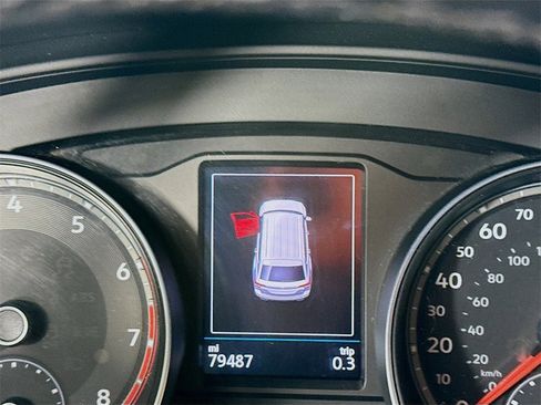 Used 2018 Volkswagen Atlas SEL w/ R-Line Package image 6