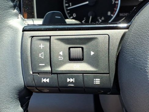 Certified 2024 Nissan Pathfinder SL AWD/4WD image 28