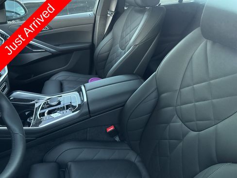 Used 2026 BMW X6 xDrive40i w/ Premium Package image 4