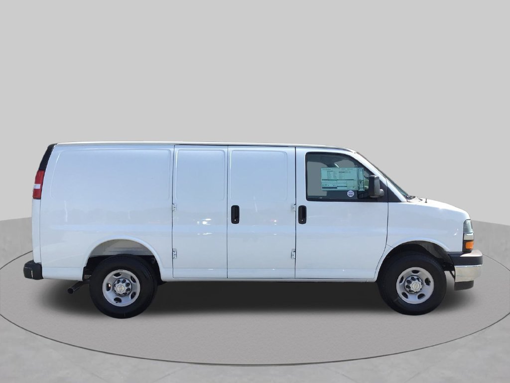 New 2026 Chevrolet Express 2500 w/ Driver Convenience Package RWD image 5
