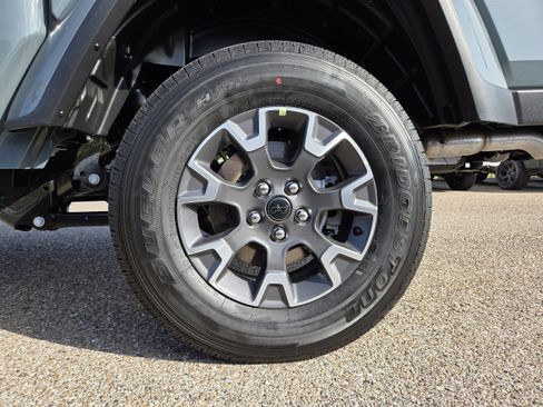 New 2026 Jeep Gladiator Sport image 9