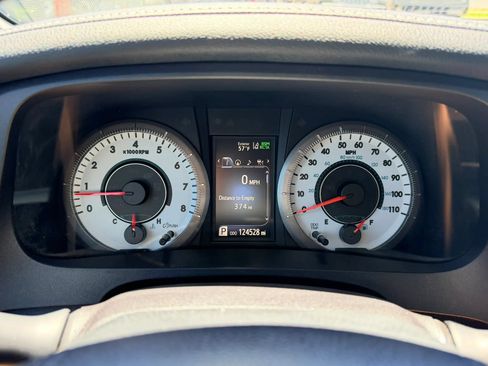 Used 2019 Toyota Sienna SE w/ SE Preferred Package AWD/4WD image 15