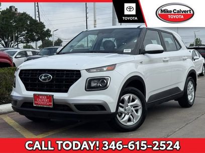 Used 2024 Hyundai Venue SE