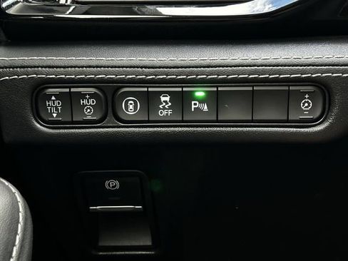 Used 2022 Acura MDX SH-AWD w/ Advance Package image 24