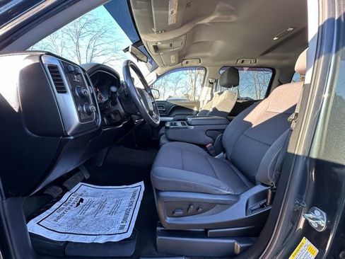 Used 2018 Chevrolet Silverado 1500 LT w/ All Star Edition image 23