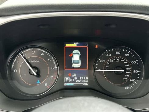 Certified 2022 Subaru Crosstrek 2.0i Premium image 6