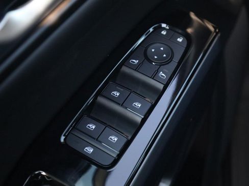 New 2026 Nissan Pathfinder SL AWD/4WD image 11