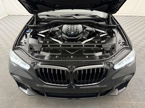 Used 2021 BMW X5 M50i w/ Executive Package AWD/4WD image 57