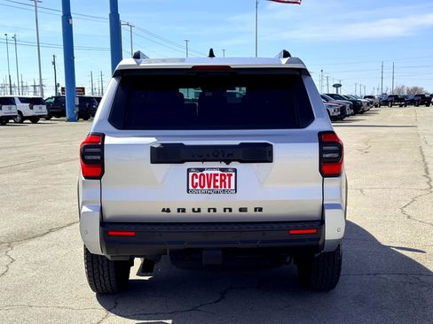 Used 2025 Toyota 4Runner TRD Off-Road image 7