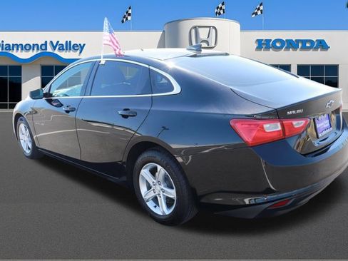 Used 2022 Chevrolet Malibu LS FWD image 4
