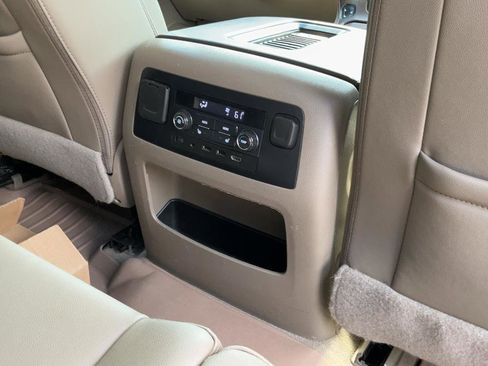Used 2020 Chevrolet Tahoe Premier AWD/4WD image 22