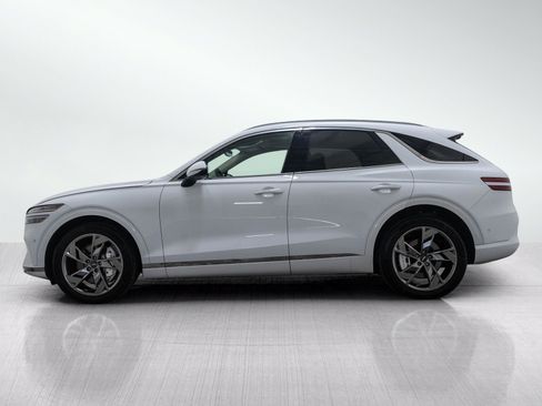 Used 2024 Genesis Electrified GV70 w/ Prestige Package AWD/4WD image 3