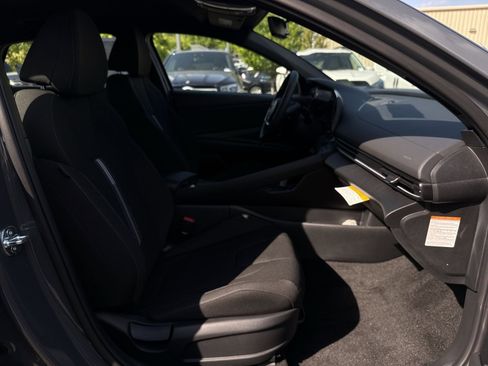 New 2026 Hyundai Elantra Sport FWD image 23