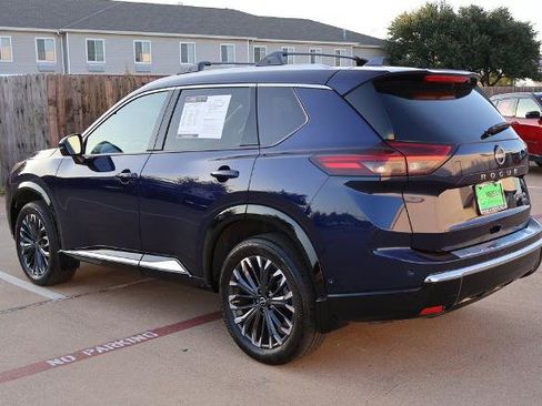 Certified 2026 Nissan Rogue Platinum w/ Platinum Premium Package AWD/4WD image 9