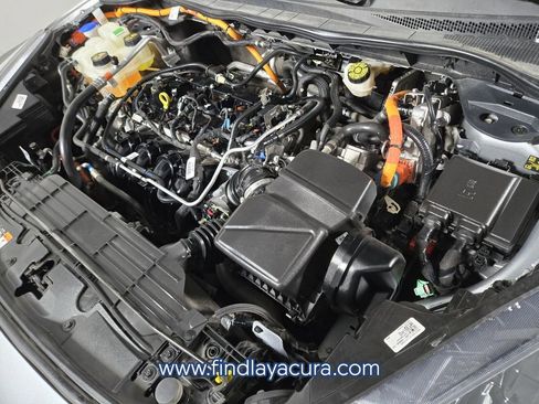 Used 2021 Ford Escape SE image 18