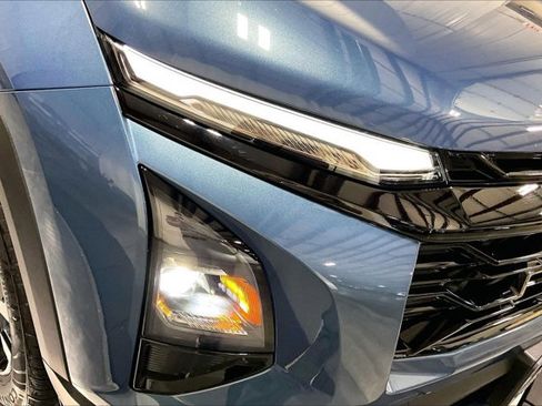 Used 2025 Chevrolet Equinox RS w/ Convenience Package III AWD/4WD image 28