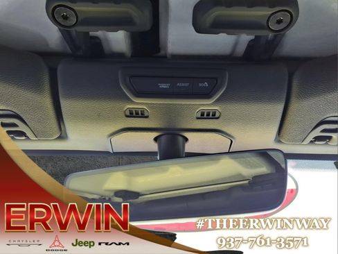 Used 2023 Jeep Wrangler Unlimited Sahara w/ Cold Weather Group AWD/4WD image 22