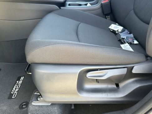 New 2026 Toyota Corolla Cross LE w/ Moonroof Package image 23