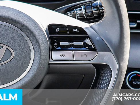 Used 2025 Hyundai Elantra Sport FWD image 35