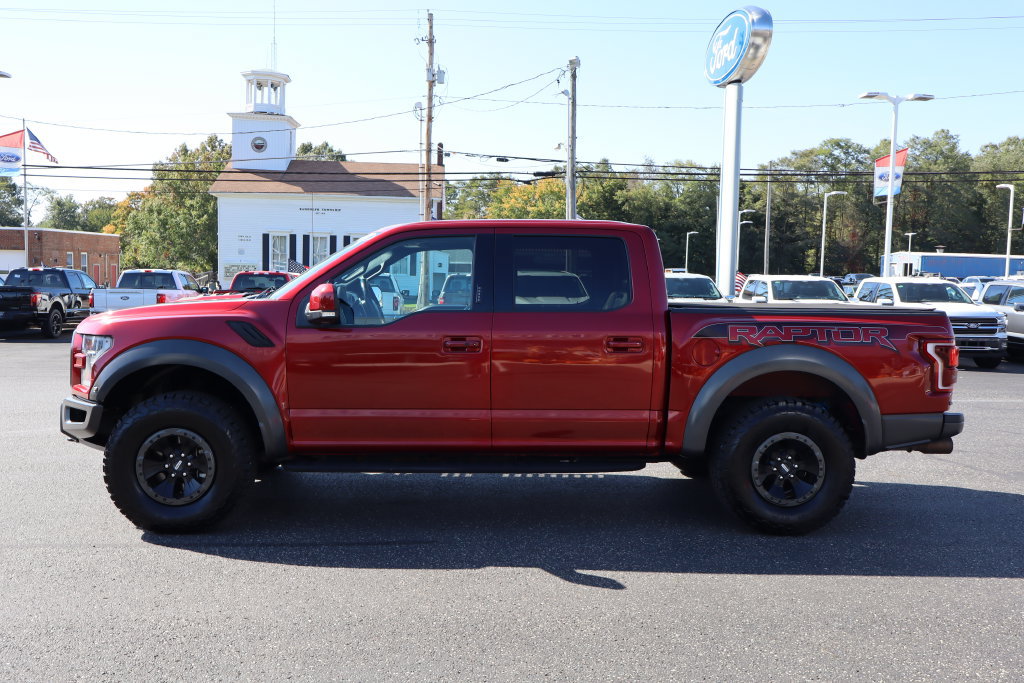 Used 2018 Ford F150 Raptor w/ Equipment Group 802A Luxury AWD/4WD image 15