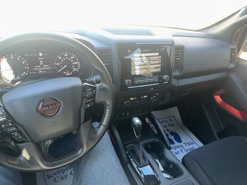 Used 2022 Nissan Frontier Pro-X image 15