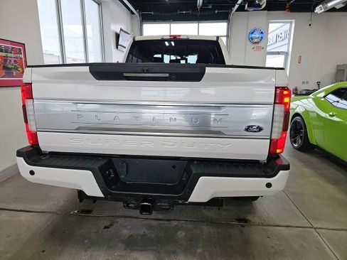 Used 2017 Ford F250 Platinum w/ Platinum Ultimate Package image 9