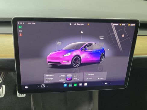 Used 2022 Tesla Model Y Performance AWD/4WD image 18