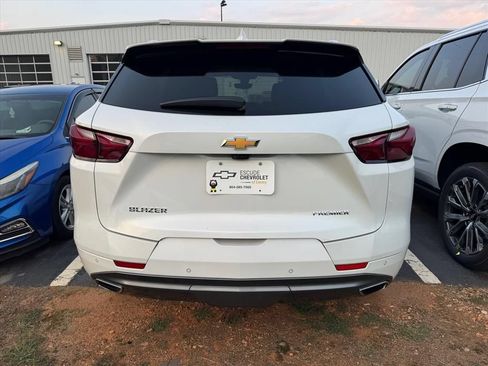 Used 2020 Chevrolet Blazer Premier w/ Driver Confidence II Package FWD image 6