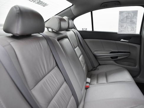 Used 2009 Honda Accord EX-L image 14