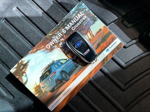 Used 2019 Subaru Crosstrek 2.0i Limited w/ Moonroof Package image 32