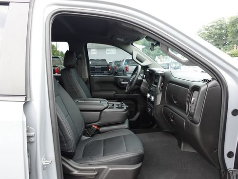 Used 2024 GMC Sierra 1500 Pro w/ Graphite Edition AWD/4WD image 30