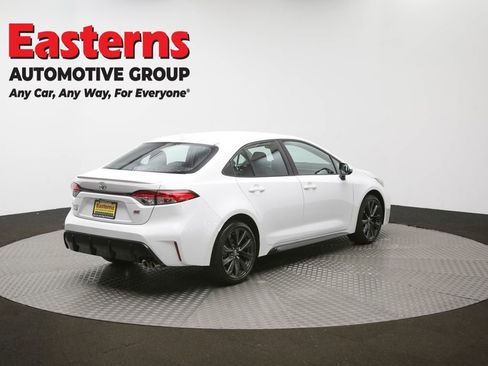 Used 2025 Toyota Corolla SE image 40