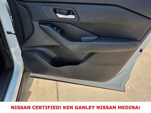 Certified 2026 Nissan Rogue SV AWD/4WD image 50