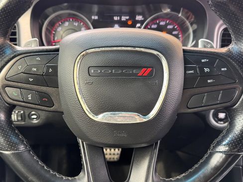 Used 2022 Dodge Charger R/T w/ Plus Group RWD image 6