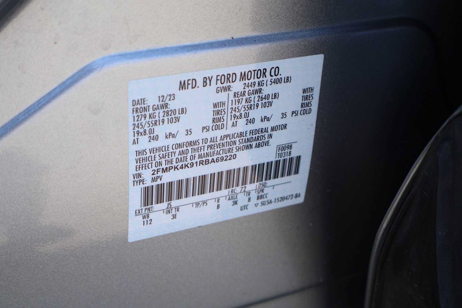 Used 2024 Ford Edge Titanium AWD/4WD image 4