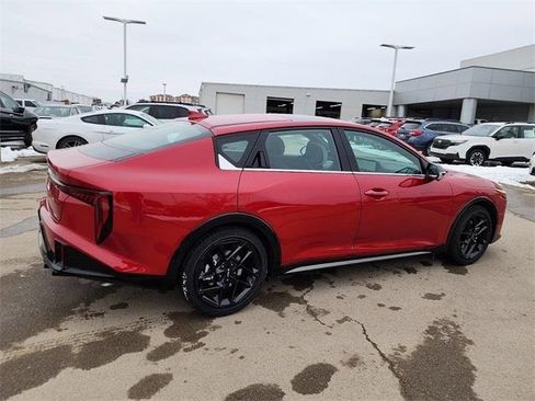 New 2025 Kia K4 GT-Line Turbo image 2