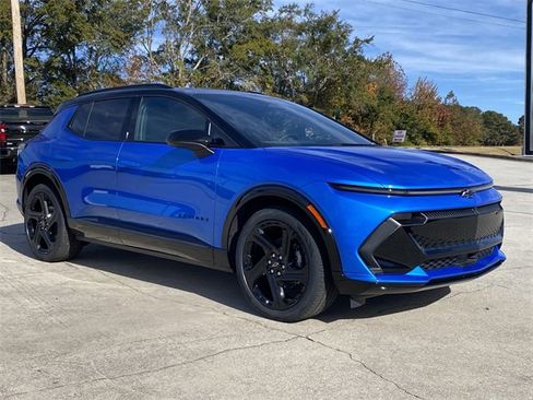 New 2026 Chevrolet Equinox EV RS image 8