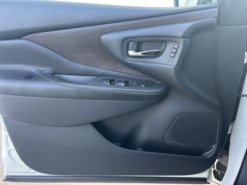Used 2019 Nissan Murano Platinum w/ Cargo Package image 22