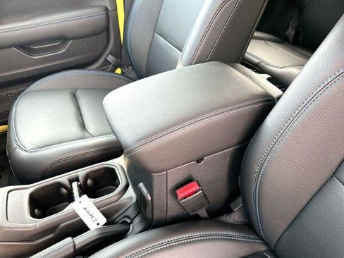 New 2023 Jeep Wrangler Unlimited Rubicon 4xe w/ Steel Bumper Group image 21