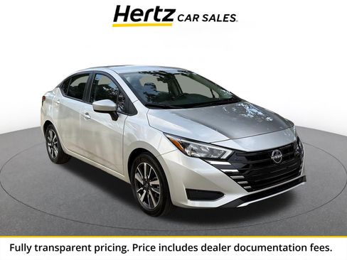 Used 2025 Nissan Versa SV FWD image 1