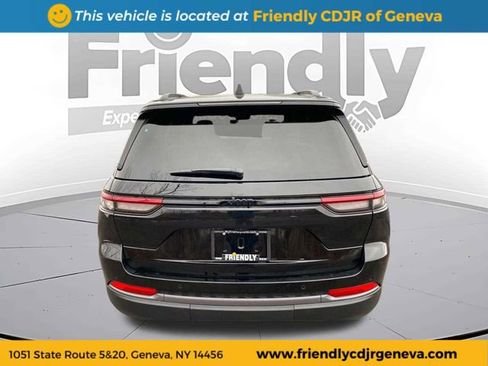 New 2026 Jeep Grand Cherokee Limited w/ Limited Altitude Package AWD/4WD image 6