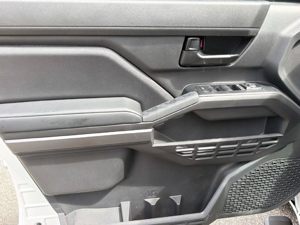 Used 2025 Toyota Tacoma SR5 RWD image 12