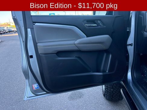Used 2024 Chevrolet Colorado ZR2 w/ ZR2 Bison Edition image 10